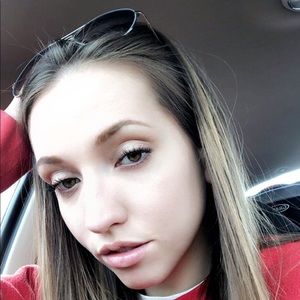 Meet your Posher, Audrey